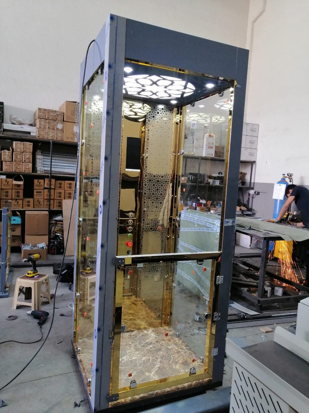 İstege Özel Kabinler