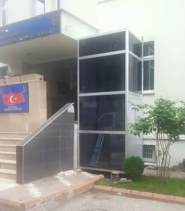 Yatay Engelli Asansörü