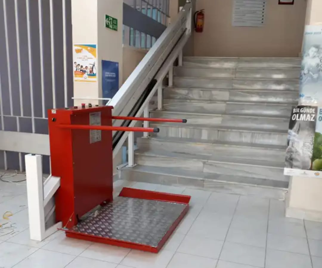 Yatay Engelli Asansörü